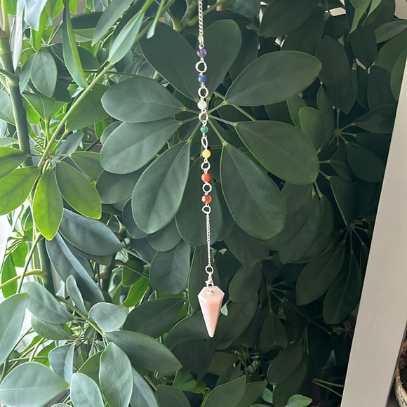 Pink opal pendulum - Picture 3 of 3